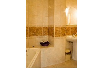 Rumunija Privát Băile Govora, Eksterjeras